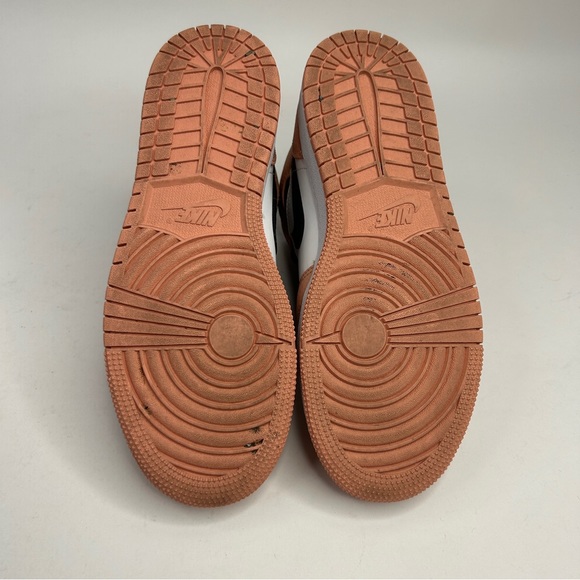 Nike Air Jordan 1 Retro Mid GS “Pink Quartz” 2023 - Picture 8 of 8